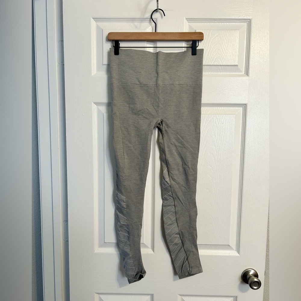 BLANQI gray compression legging medium